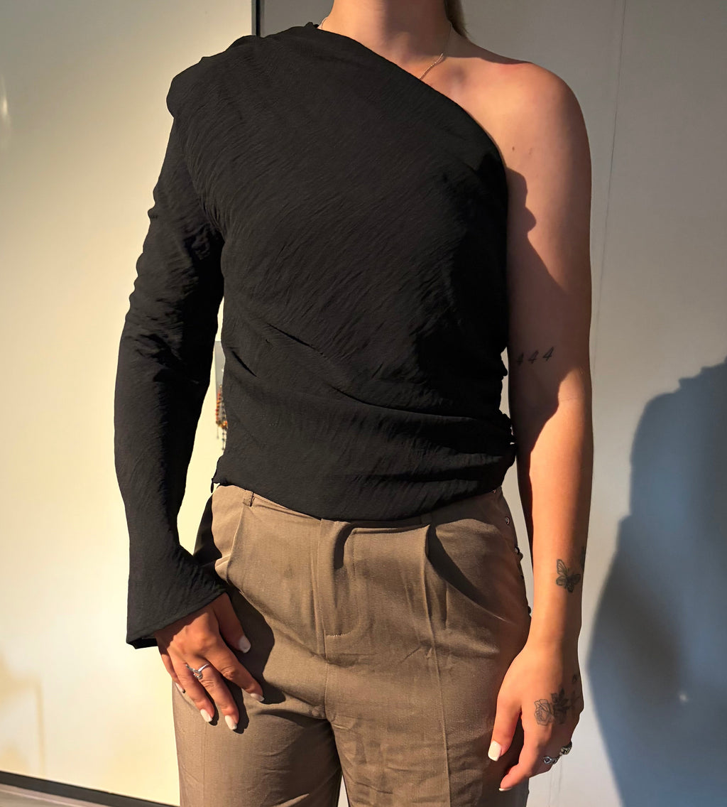 Amalia One Shoulder Top Black